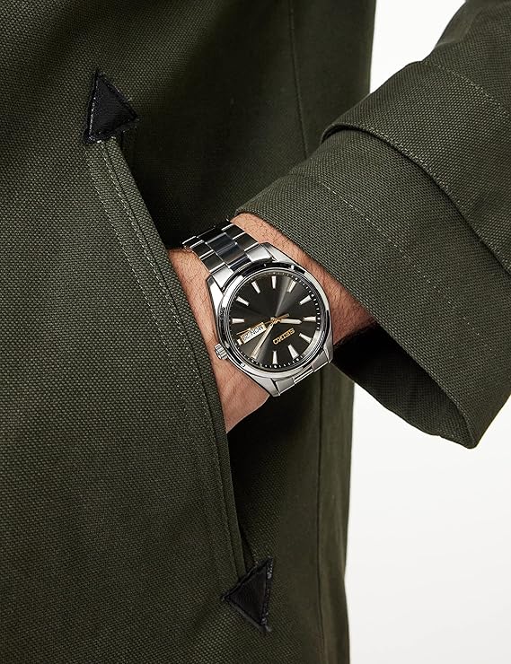 Seiko SUR341P1 – Herren Quarz Uhr mit Edelstahlgehäuse & Edelstahlarmband, Blaues Zifferblatt